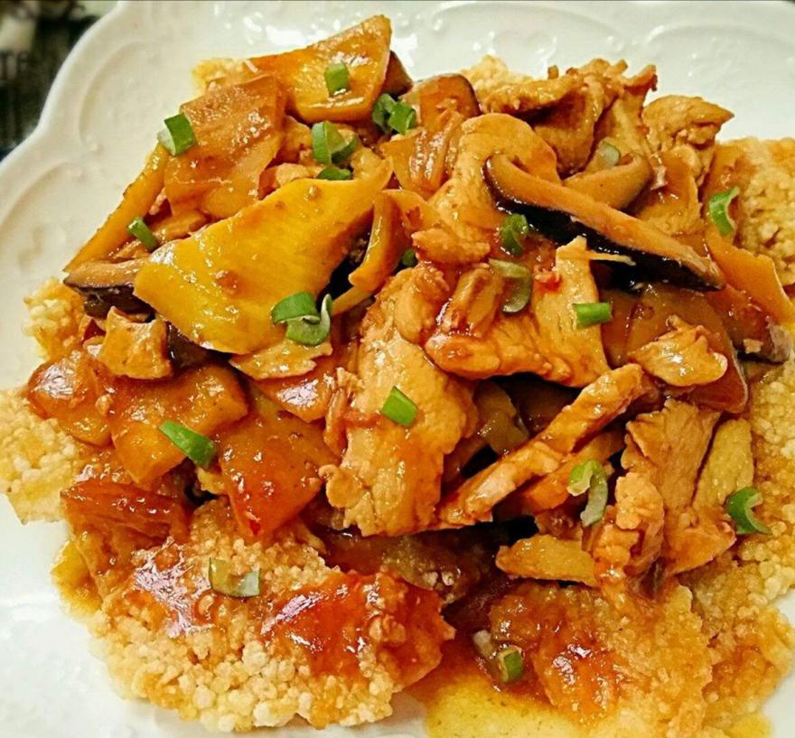 鍋巴肉片簡單又好吃，讓你愛上這樣一道獨特味道的美食