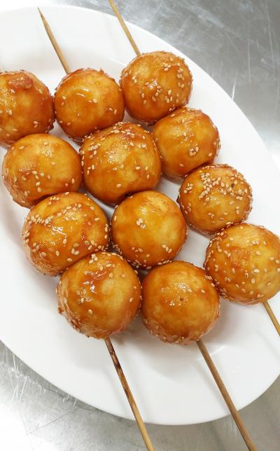 成都哪里學(xué)習(xí)正宗小吃技術(shù)？ 街邊糖油果子技術(shù)培訓(xùn)